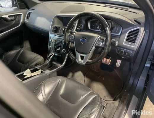 volvo suv